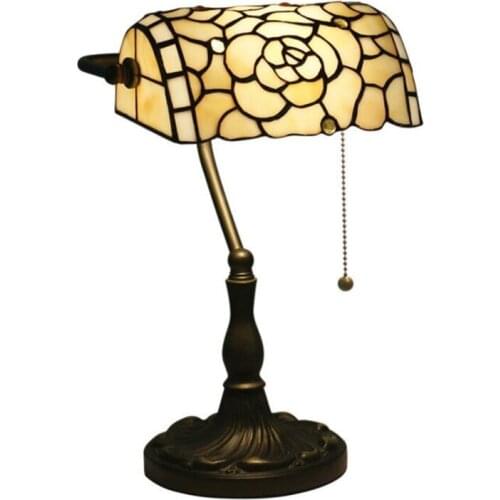European Tiffany Handmade Glass Flowers Table Lamp for Foyer Bed Room Bar Apartment Glass Reading Light H 39cm 1048