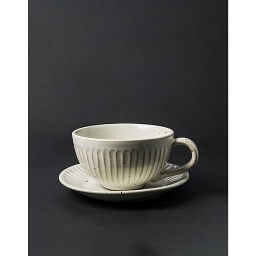 Coffee Cup Ceramic Mug High-Capacity Heat-Resistant Mugs And Saucer Set Household Microwave Oven Three-Color Optional Milk Cups