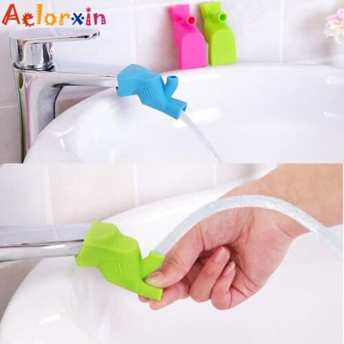 2Pcs/Lot Baby Kids Hand Washing Device Two Ways Of Using Bathroom Accessories Handwashing Faucet Extender Baby Tubs