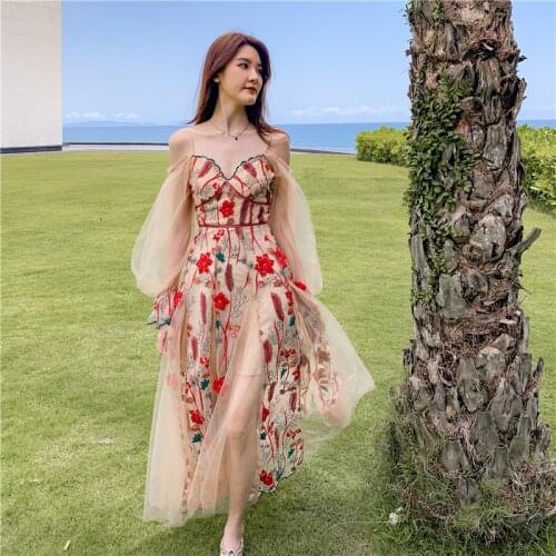 Palace Style Retro Embroidery Waist Embroidered Suspender Dress Fairy One-shoulder Mesh Holiday Skirt Women Clothing K014