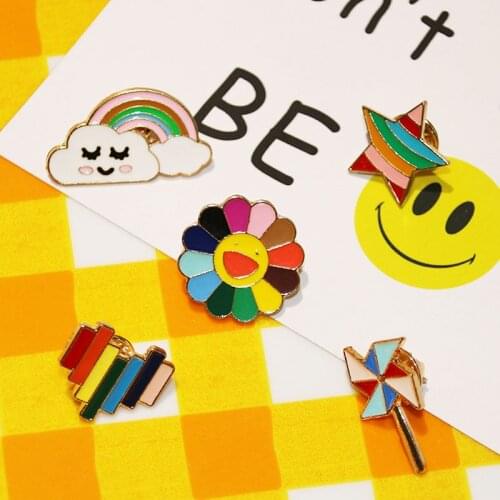 1pcs Cartoons metal Enamel Pin Sun flower star windmill Brooches Bag Lapel Pin Black White Badge Jewelry Gift for girl Students