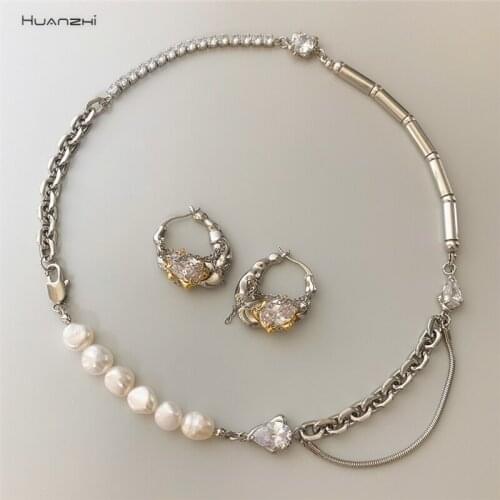 New Natural Freshwater Pearl Rhinestone Splicing Metal Clavicle Necklace Choker for Women Girls Travel Jewelry HUANZHI 2021