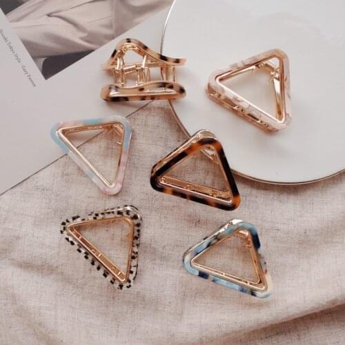 Jewelry Korean version of ins medium acetate plate triangle alloy catch chuck hairpin temperament hollow hair catch Women