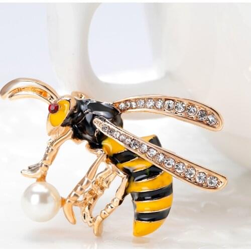 Yellow Bee Brooches Crystal Rhinestones and Enameled Pin Bumblebee for Women Brooch Couple Boutonniere Holiday Gift