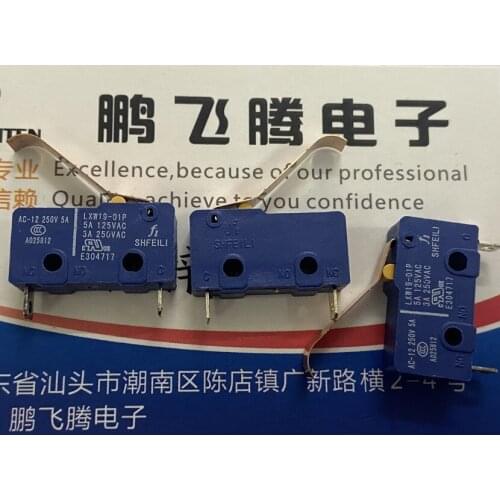 1PCS Brand new original Shanghai Feili LXW19-01P 2-foot micro switch press the button of Witton elevator parts