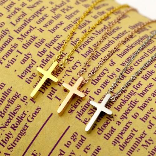 Cheap Mini cross short necklace female rose gold chain bone chain European and American stainless steel neck