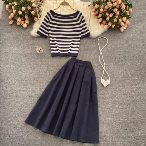 Casual Suit Womens Summer New Retro Striped Knitted Short-Sleeved Blouse All-Match Mid-Length Skirt Two Piece Set Outfit zh1109