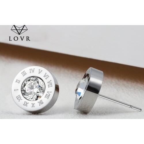 LOVR New Fashion Stainless Steel Stud Earrings for Women Cute Round Small Crystal Roman Numerals Earrings 2019 Jewelry