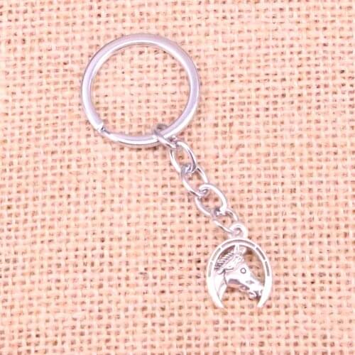 20pcs 21*15mm horse head in horseshoe Pendants DIY Men Car Key Chain Ring Holder Keyring Souvenir Jewelry Gift