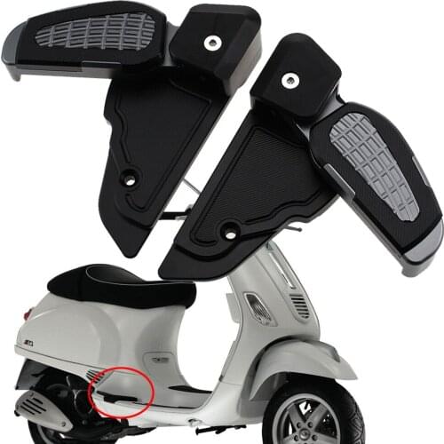 Motorcycle CNC Rear Passenger Foldable Footrest Extension Foot Pegs Pedals Pad for Vespa Scooter Primavera Sprint 150 2017 2018