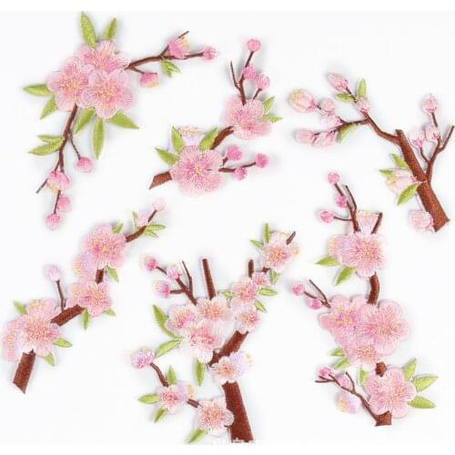 Iron on Patches Plum flower Embroidered Appliques Thermo Stickers DIY Sewing Supplies Embroidery Patches Clothing Thermoadhesive