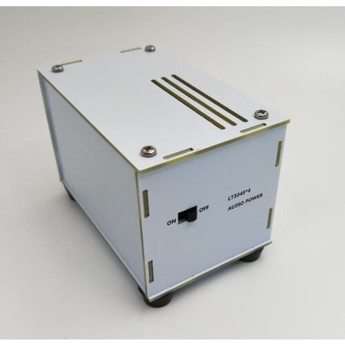 Four parallel LT3045 battery regulated power supply