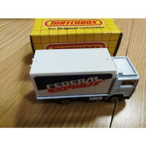 MATCHBOX 1/64 MB148 Volvo Container Truck Collection Metal Die-cast Simulation Model Cars Toys
