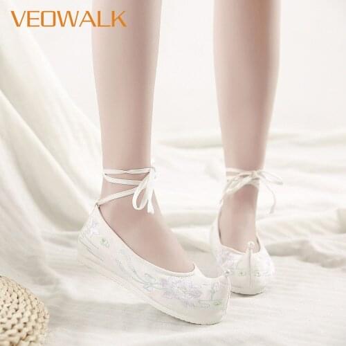 Veowalk Ankle Strap Women Canvas Hanfu Shoes Chinese Embroidered Ladies Comfort Costume Flat Platforms Nose Toe Dance Ballerinas