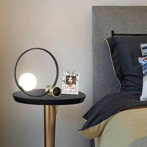 Tongue feast Table Lamps