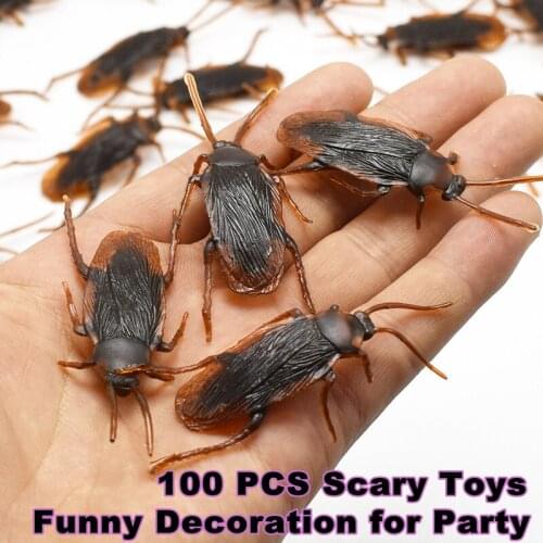 100 Pieces Emulational Cockroaches Roaches Blackbeetles Surprised Toys Tricky Scary Halloween Decoration Props Practical Jokes