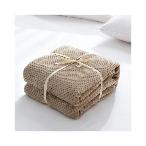 Super Soft Blanket Flannel Aircraft Sofa Use Office Children Blanket Towel Travel Fleece Mesh Portable Car Travel Cover Blanket