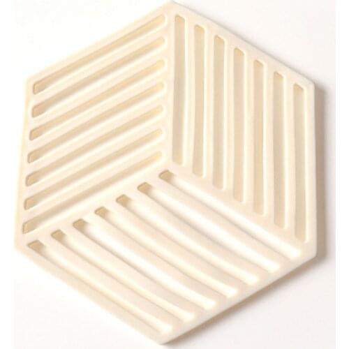 2021 New Novelty Cute Coaster Hexagon Shape Silicone Cup Pad Slip Insulation Pad Cup Mat Pad Hot Drink Holder Table Decoration