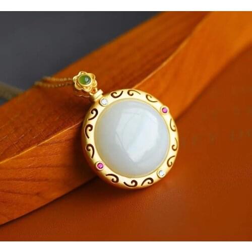 Natural Hetian Jade Round Hollow Pendant Necklace Chinese Style Retro Palace Style Charm Womens Brand Silver Jewelry