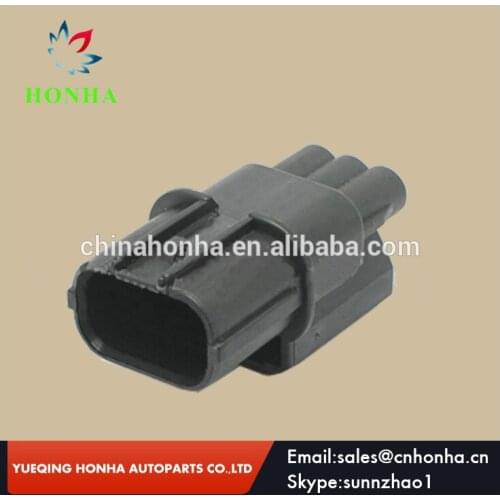 6188-4739 sumitomo male 3 pole electrical connector with terminals and seals