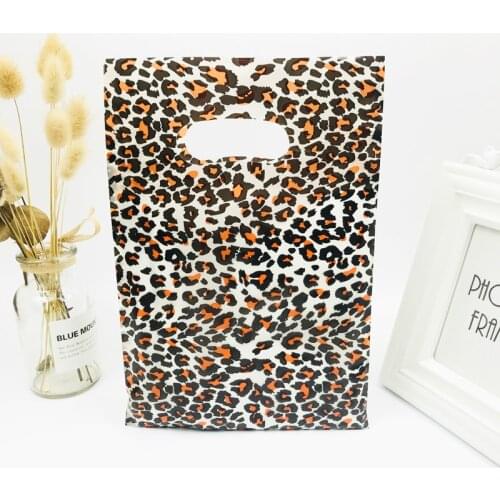 Beige Coffee Leopard Plastic Handle Bags 20x30cm Christmas Gift Shopping Clothes Packaging Plastic Bags For Boutique 50pcs