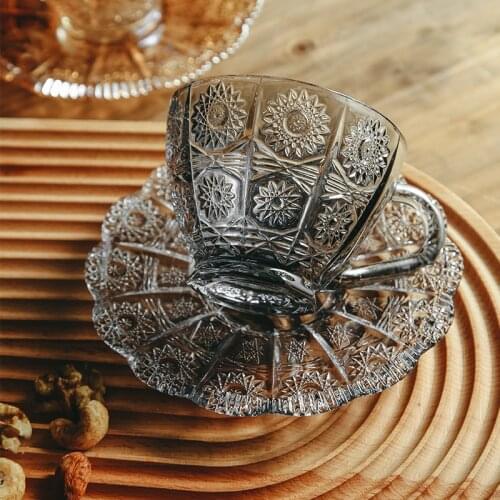 Vintage Embossed Coffee Cup and Saucer Net Red Afternoon Tea Glass Tea Cup Cup and Saucer Latte Cup Coffee Cup Cup 190ML