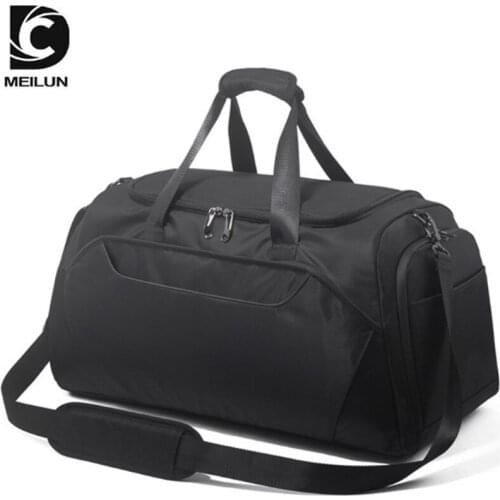Hot Male Gym Bags nylon leisure waterproof high quality Fitness Training Bag Bags 15.6 inch computer multi-function Shoulder bag