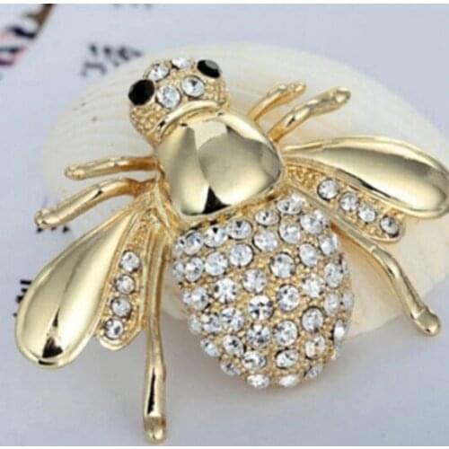 OPPOHERE Cute Animal Bee Brooch Small Pin Scarf Decoration Neck Collar Brooches Jewelry For Women Girls Crystal Rhinestone Pin