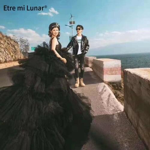 2021 Lastest Design Black V-neck A-line Tiered Prom Dresses Luxury Sexy Prom Gowns L4244