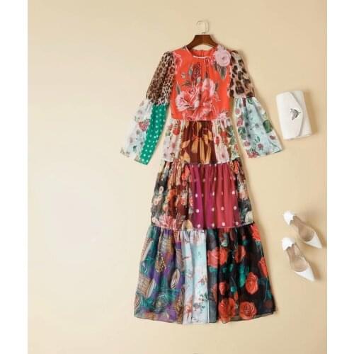The Europe United and States womens clothing Spring 2021 new edition Long sleeved round neck floral print Fashionable dress