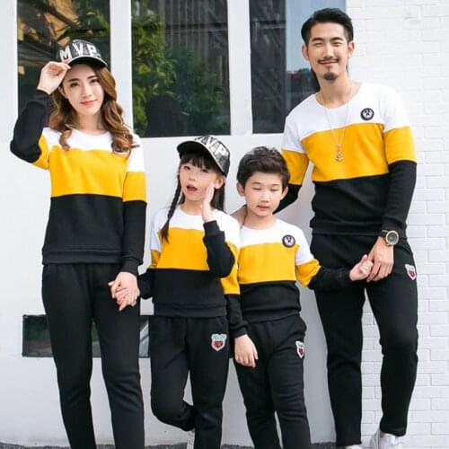 Plus Size Family Clothing New 2021 Fashion Autumn Mother Daughter Father Son Boy Girl Cotton Clothes Set Family Matching Outfits