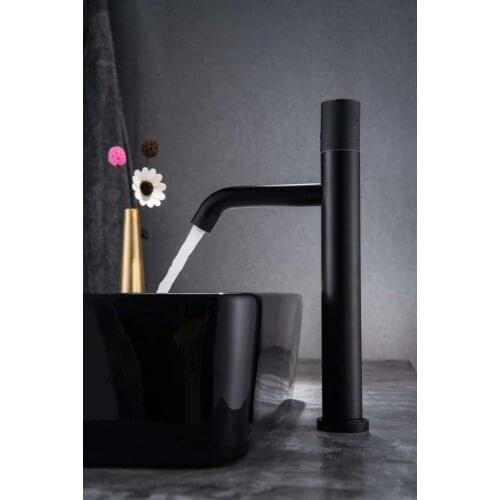 Simple luxury Rose Gold plated bathroom sink faucet 5 colors high single hole mixer basin faucet Cold and hot water faucet