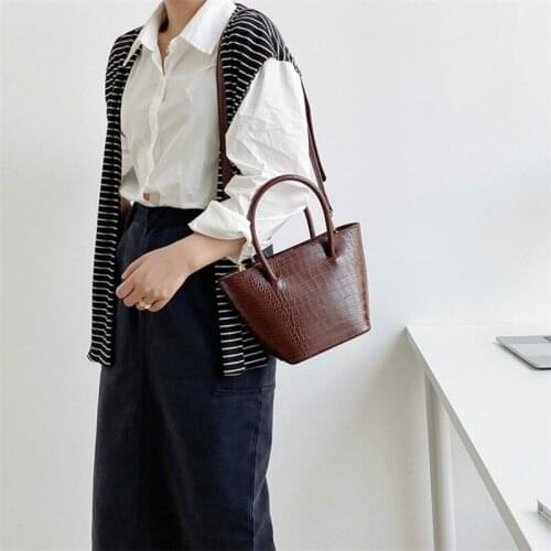 New womens bag fashion trend Bucket Handbag / messenger bag purses