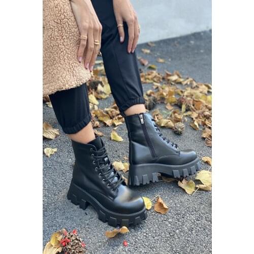 Black Skin Women 'S Boots