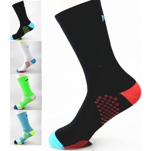Pro Mens Womens Road Cycling Ankle Sports Socks Riding Dot Breathable Socks Basketball Climbing Socks