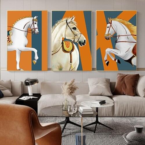 Modern Light Luxury War Horse Animal Posters and Print Canvas Painting Golden Abstract Horse Picture for Living Room Home Decor