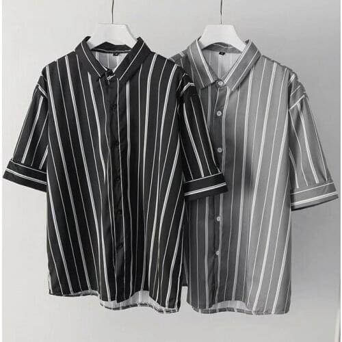 2020 Mens Summer Hawaiian Shirt Tops Blouse Fashion Lapel Multi Pocket Solid Color Short Sleeve Shirt Beach Blouses Camisas