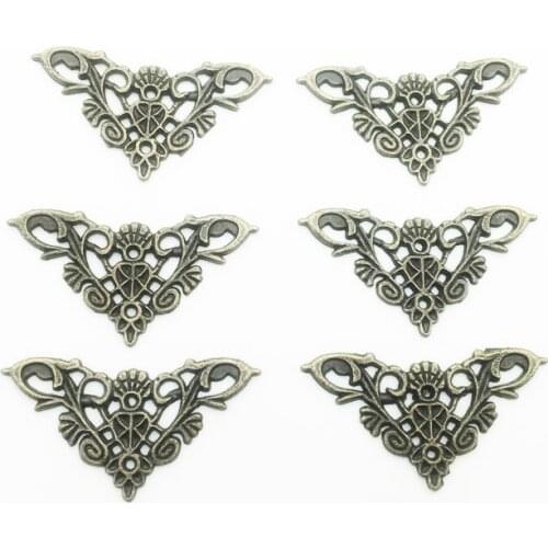 10PCS 35X35mm Vintage Metal Corners For Books Scrapbooking Photo Albums Menus Corner Protectors Metal Crafts DIY Ornament SC143