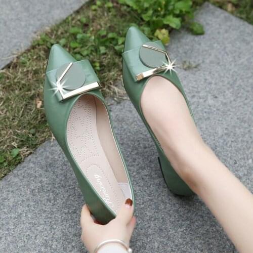 Pointed Head Shallow Mouth Ladle Shoes Women Flat Match Fashion Soft Bottom Rhinestone Lazy Bean Shoes Shoes Women