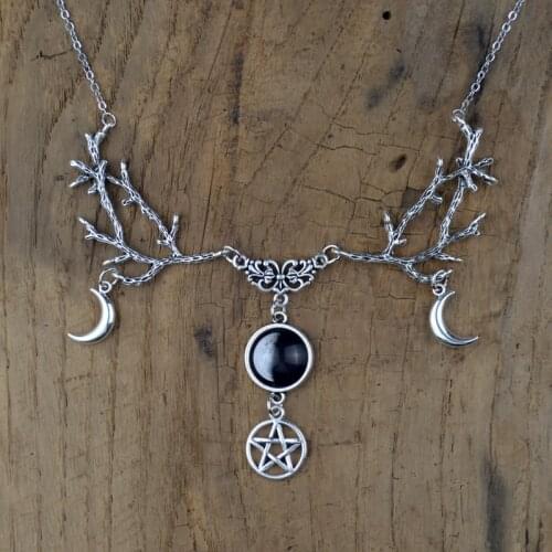 New Fashion Witch Necklace Galaxy Space Crescent Moon Witch Fantasy Forest Twig Pentagram Pendant Women Jewelry on The Neck