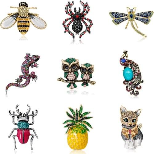 Crystal Lizard Brooches Cute Fashion Animal Insect Beetle Bee Couple Owl Spider Dragonfly Peacock Cat Pineapple Retro Jewelry