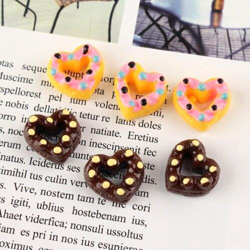 10pcs 18mm Handmade DIY resin heart cookie biscuit charms kawaii cabochon sticker simulated fake food craft decoration jewelry