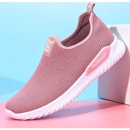 Hot Women Casual Shoes Slip On Black Mesh Breathable Ladies Platform Sneakers Women Trainers Female Running Shoes Tenis Feminino