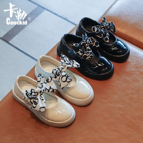 Childrens Leather Shoes 2021 Autumn New Girls Soft Sole Bow-knot Spot Princess Shoes Performance Casual Flats Hot Fashion Cute
