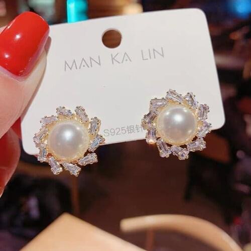 Dancing bullet Stud Earrings