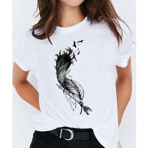 Plant Feather Print T-shirt Creativity Animal Plant Dreamcatcher Print Tops Fashion Graphic Tee Casual Short-Sleeved Clothes