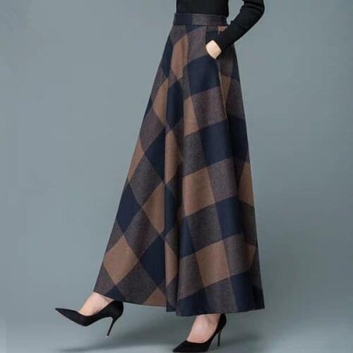 Autumn and winter woolen plaid skirt womens Retro new large and medium length skirt with high waist and thin skirt