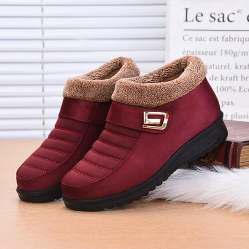 Winter Cotton Shoes For Elderly Mother Cotton Boots Thick Outdoor Comfortable Non-Slip Soft Sole Foot Massage
