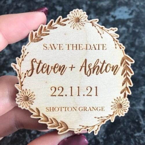 Rustic Save The Date, Minimal Botanical Daisy Save The Date, Modern Save The Date ，Floral Wreath, Wooden Save The Date