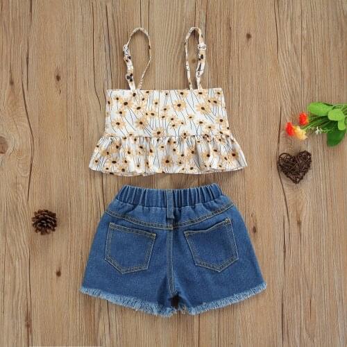 2pcs Summer Kids Floral Print Sleeveless Ruffle Sling Tops Ripped Denim Shorts with Faux Pearls Fashion Sweet Girls Clothes Sets